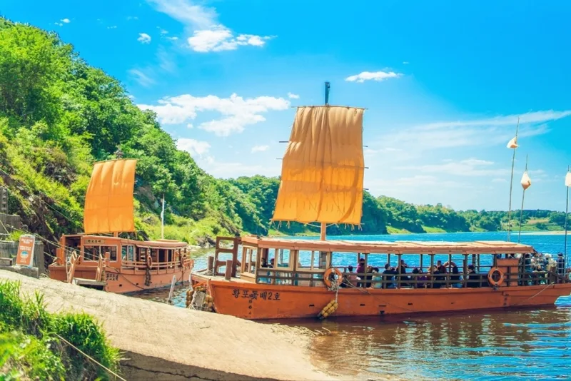 임진강 황포돛배