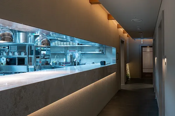 우아라 광화문점