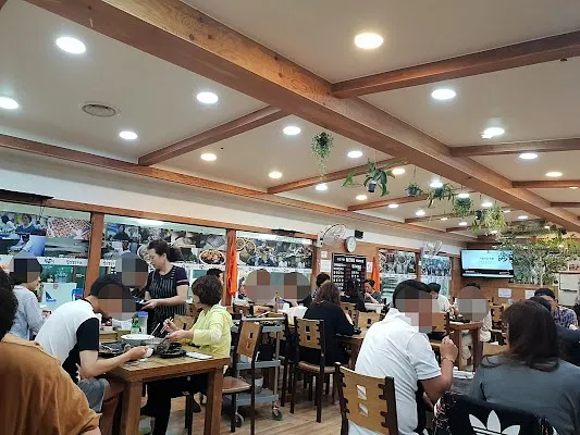 일산봉이칼국수 쭈꾸미보쌈