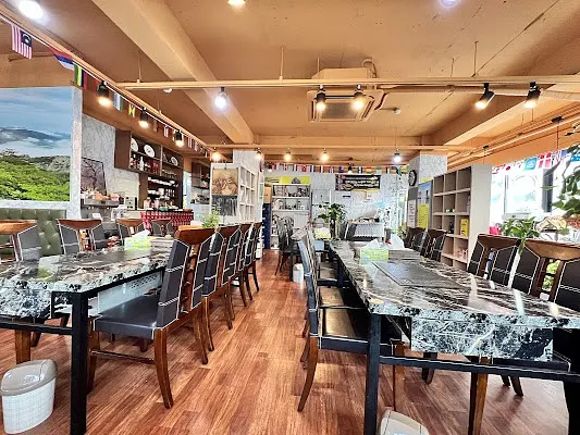 Cherry Garden Restaurant (Halal)