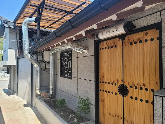 모니카안뜰